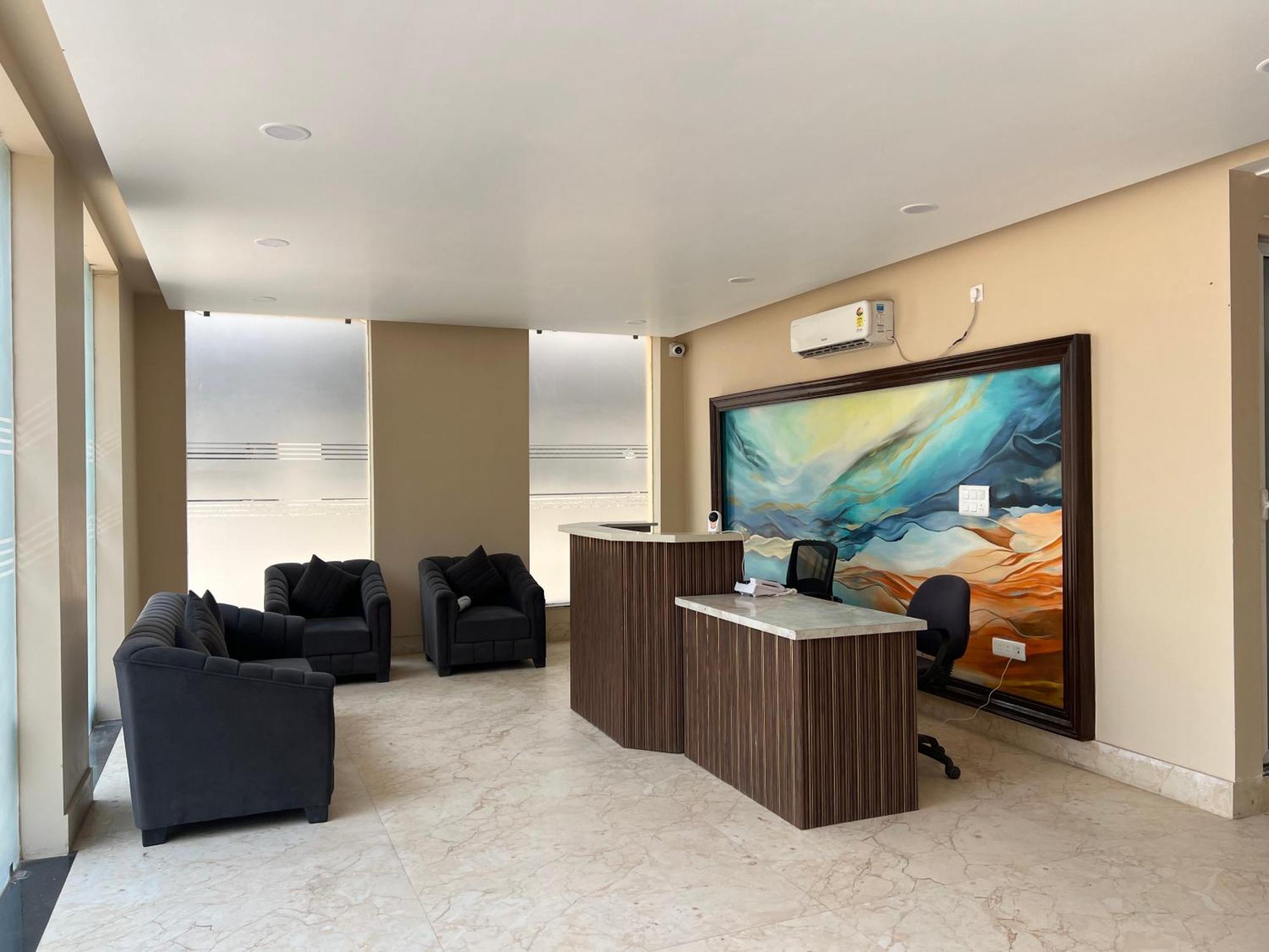 The Blue Vista Hotel Greater Noida Exterior photo